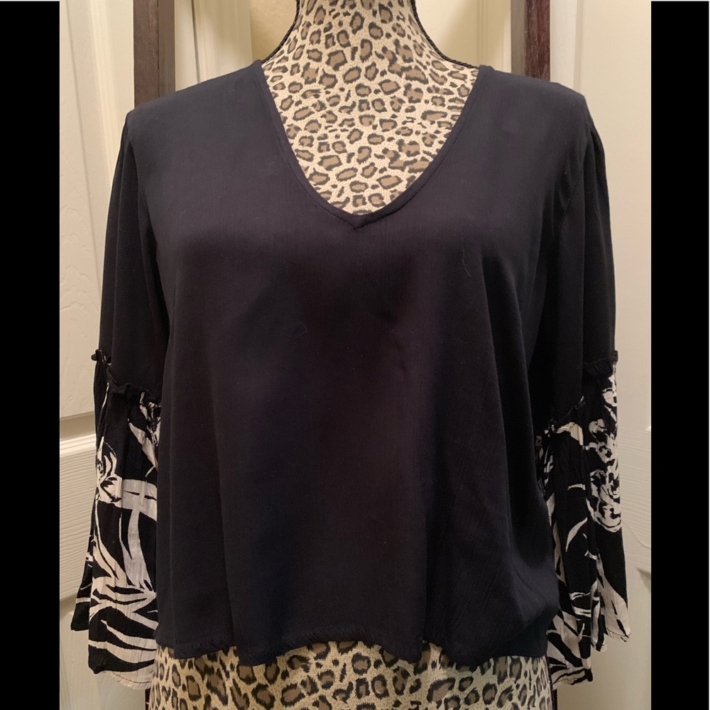 💥SOLD💥 - Picture 2 of 5